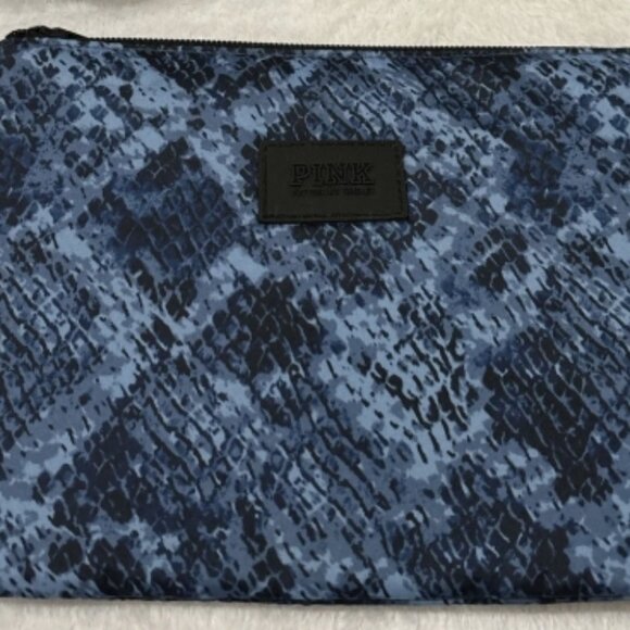 Victoria’s Secret Pink BLUE/BLACK Snake Print Crossbody Bag - Picture 2 of 6